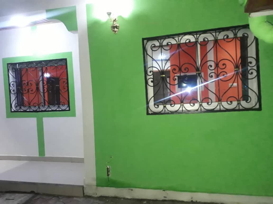Npangou Appart Kribi Exterior foto